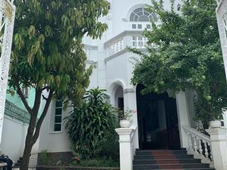 Bán biệt thự 11m x30m.đúc 3 tấm .mặt tiền hiệp thành gần nguyễn ảnh thủ.phường hiệp thành.q12