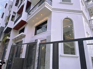 Nhà đẹp xây mới ngang 7,5m x15m.đúc 3 tấm có sân vườn .đường nguyễn ảnh thủ.phường hiệp thành.q12