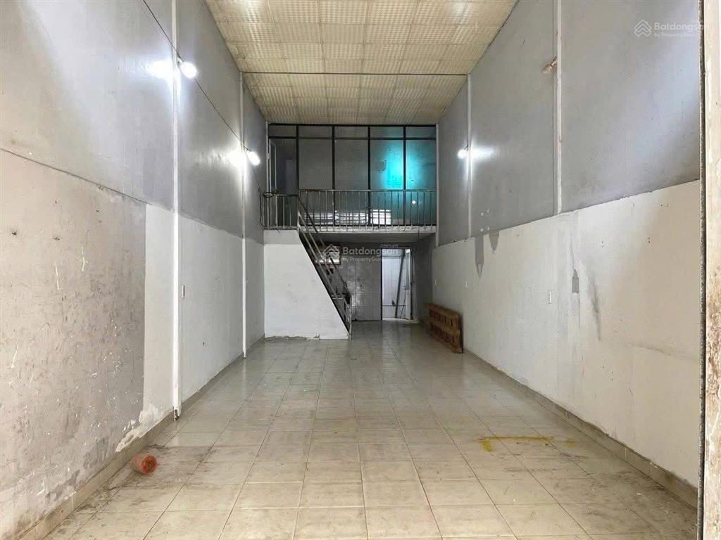 Bán nhà 4x25m cấp 4 mặt tiền đường thới an 13 phường thới an q12 (gần lê thị riêng)  0902 702 ***