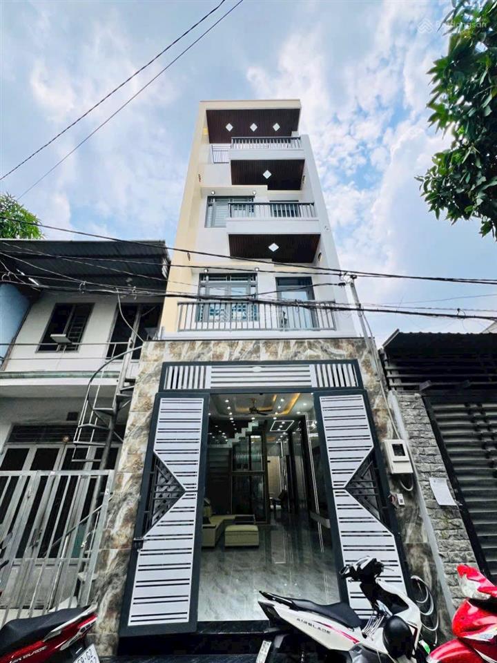 Siêu phẩm xây mới có thang máy 4x16m.đúc 4 tấm hẻm 7m thông lê văn khương.phường hiệp thành.q12