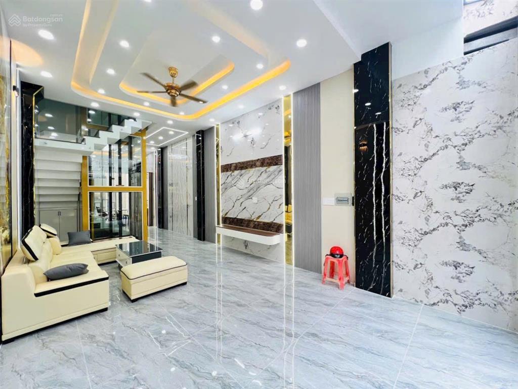 Siêu phẩm xây mới có thang máy 4x16m.đúc 4 tấm hẻm 7m thông lê văn khương.phường hiệp thành.q12