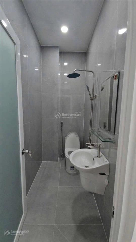 Bán nhà phố xây mới 5 tầng có thang máy( 4x 21m)hẻm 7m thông đường lê thị riêng, phường thới an.q12