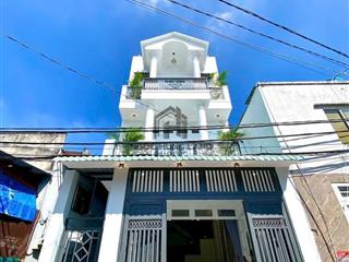 Nhà đẹp 5x20m.xây 3 lầu hẻm 6m thông ra lê thị riêng,phường thới an.q12