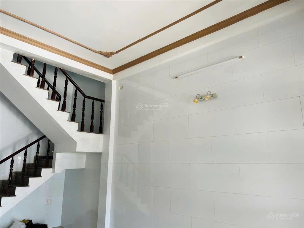 Hạ giá bán nhà mặt tiền 4 x21m, xây 1 lầu, đường trần thị cờ, phường thới an, q12