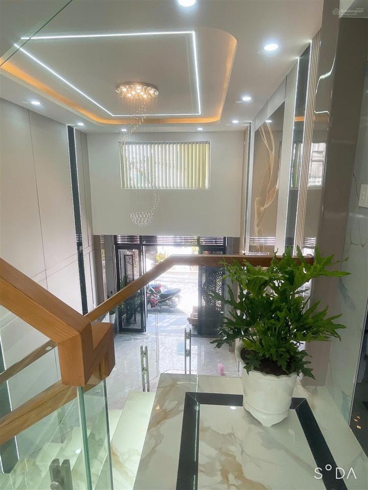 Nhà đẹp 4x15m. xây 1 lửng 3 lầu. hẻm 6m đường thới an 20, phường thới an q12.  0902 702 ***