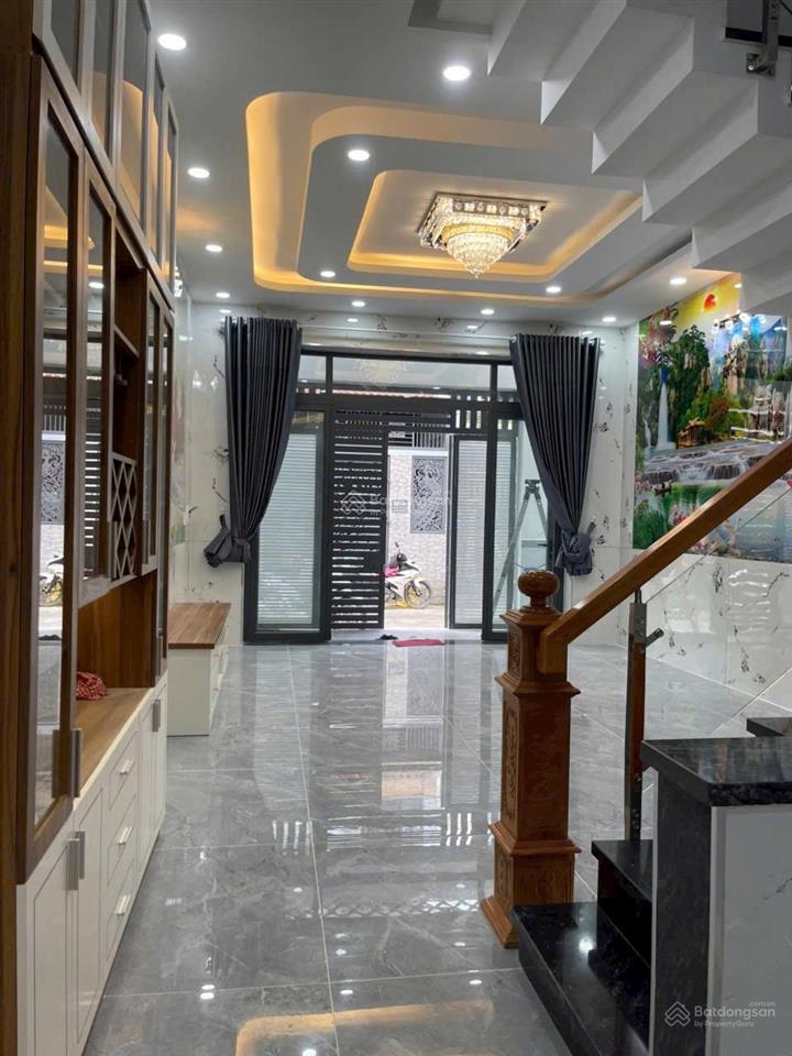 Nhà phố xây mới 5x15m.xây 3 lầu hẻm 6m trục đường lê văn khương,phường hiệp thành.q12