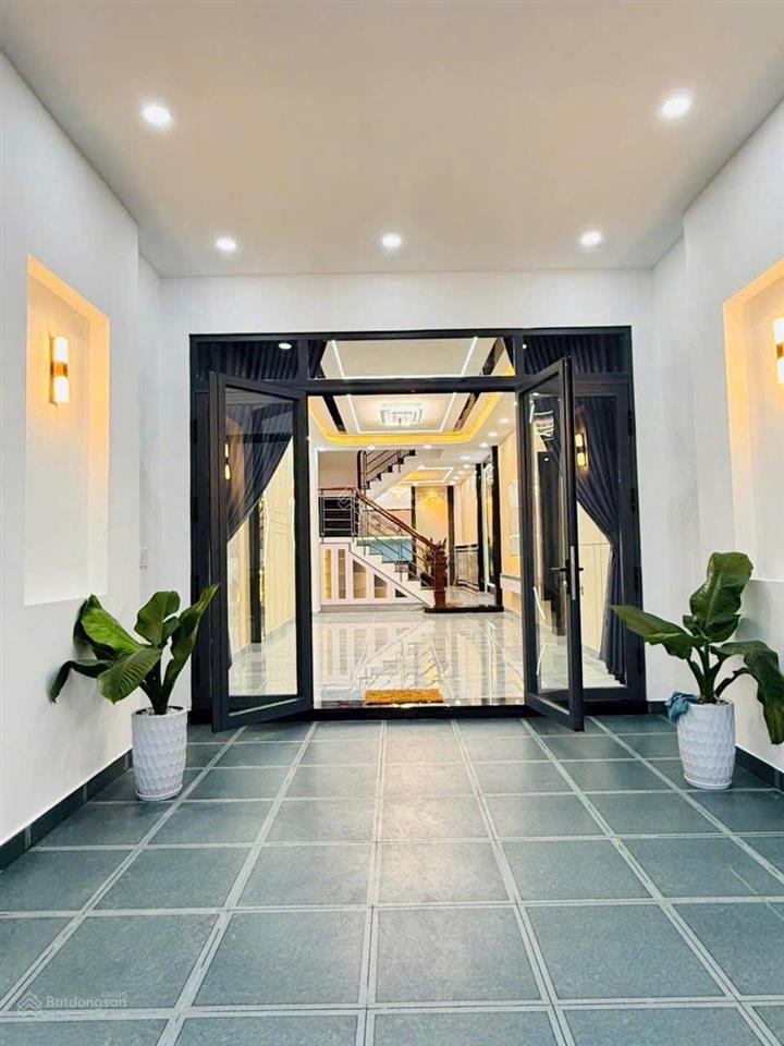 Bán nhà đẹp 4x20m.xây 2 lầu hẻm 6m đường thới an 16,phường thới an.q12. 0902 702 ***