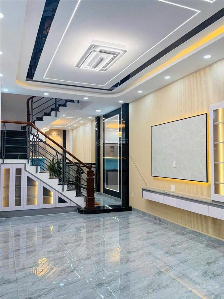 Bán nhà đẹp 4x20m.xây 2 lầu hẻm 6m đường thới an 16,phường thới an.q12. 0902 702 ***