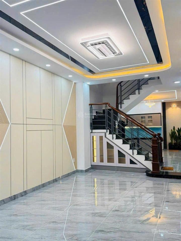 Bán nhà đẹp 4x20m.xây 2 lầu hẻm 6m đường thới an 16,phường thới an.q12. 0902 702 ***