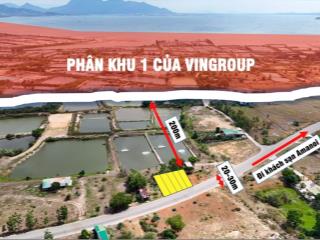 Chính chủ bán lô đất mặt đường lớn 30m, cạnh vin cam ranh, sẵn sổ sang tên, kinh doanh buôn bán tốt