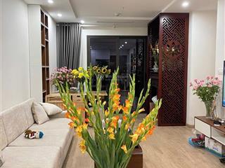 Bác em bán gấp căn 2pn tại golden field, giá tốt nhất tòa chỉ nhỉnh 5 tỷ, sẵn sổ thiện chí xem ngay