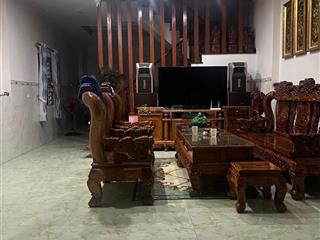 Cần cho thuê nhà full nội thất. ngay cạnh vsip3 1000ha. xây dựng 1 trệt 1 lầu 3 phòng ngủ