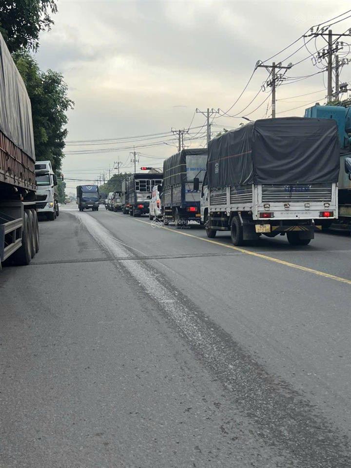 Chỉ 1,4tr/shr  lô đất cực đẹp trong khu công nghiệp vĩnh lộcđường 4 công tơ nơ né nhau.5000m2