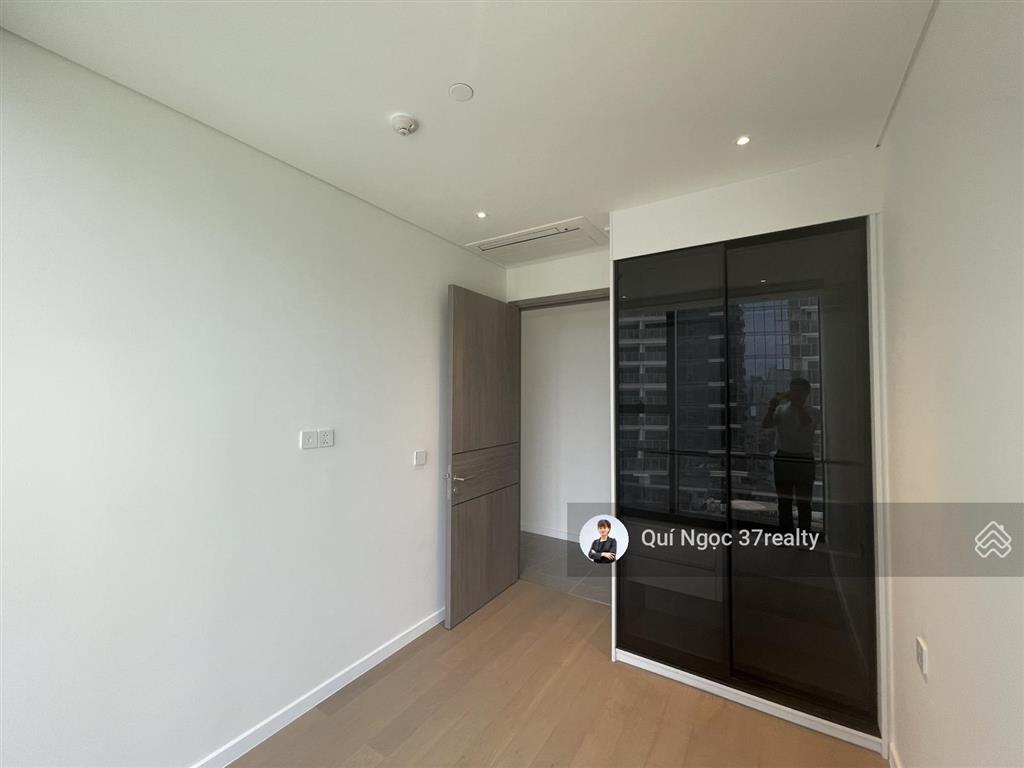 Bán 3pn opera thang máy riêng, view trực diện sông q1