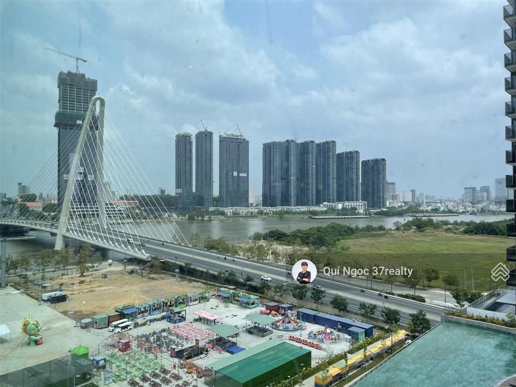 Bán 3pn opera thang máy riêng, view trực diện sông q1