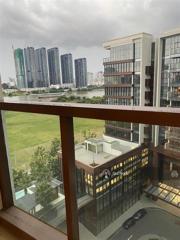 Đã có sổ bán 1pn galleria tầng cao, view sông & grand marina