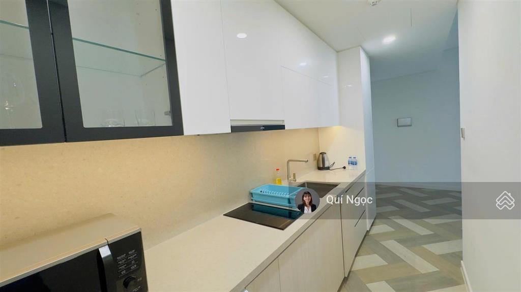 Đã có sổ bán 1pn galleria tầng cao, view sông & grand marina