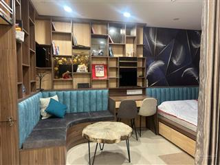 1pn đầy đủ nội thất  kế trường rmit, tdtu, phú mỹ hưng  ch lavida plus   0772 605 *** gặp phụng