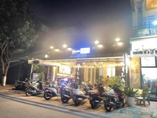 Bán nhà và quán cafe ngang 8m đông hoà, dĩ an thu nhập 30tr