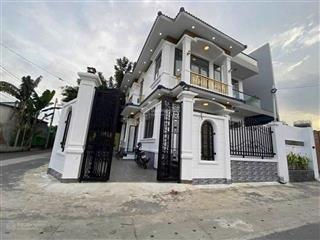 Bán căn góc nhà đẹp gần ngã tư sở sao  kdl đại nam
