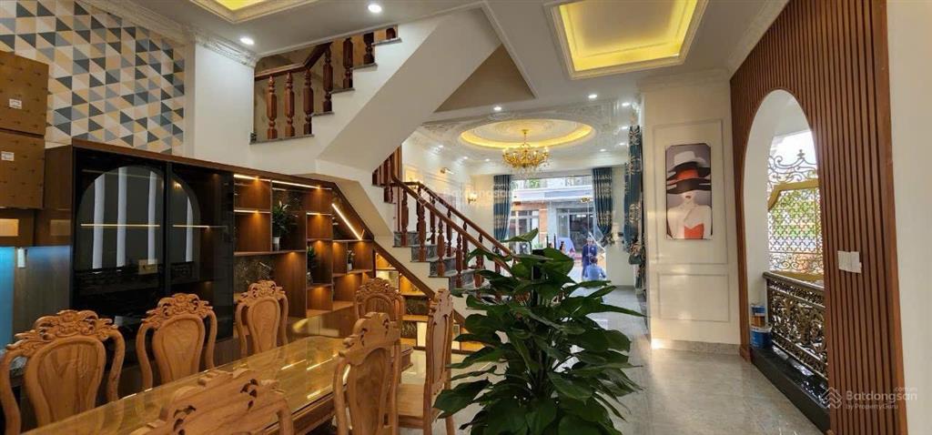 Chủ chấp nhận bán lỗ căn nhà góc hai mặt tiền tại tp thuận an