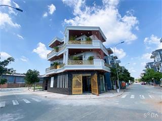 Chủ chấp nhận bán lỗ căn nhà góc hai mặt tiền tại tp thuận an