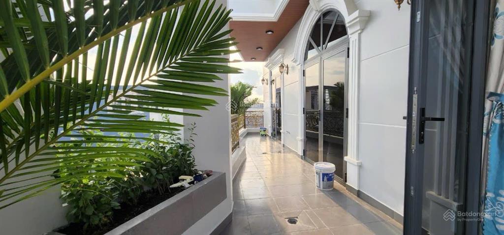 Chủ chấp nhận bán lỗ căn nhà góc hai mặt tiền tại tp thuận an