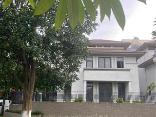 Bán căn góc biệt thự phùng khoang nam cường vị trí siêu đẹp, mặt tiền 37m. hotline 0914 102 ***