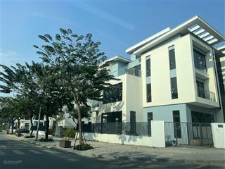 Bán cắt lỗ sâu biệt thự g0102 an quý villas, mặt đường 23,5m, sát căn góc lê quang đạo. 0989 695 ***