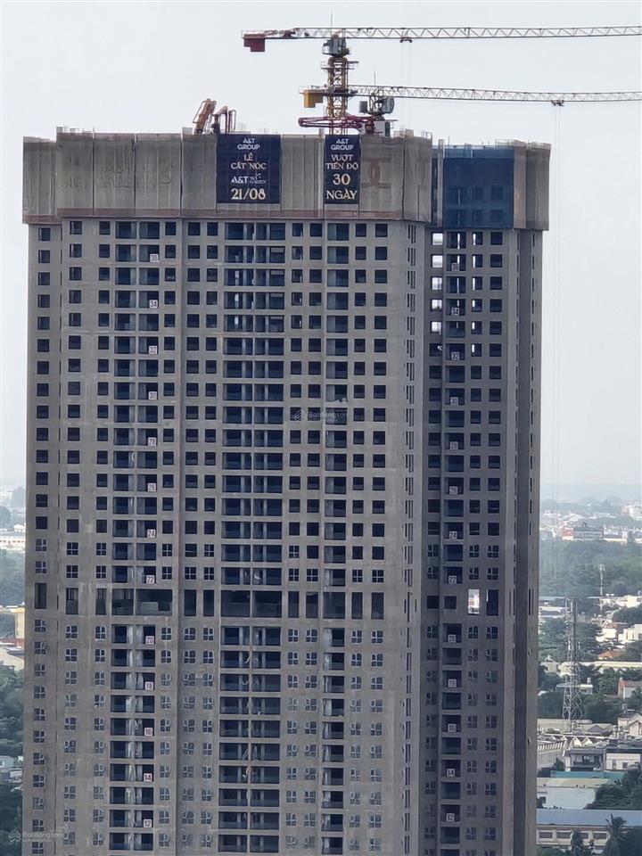 Bán căn 3pn + 2wc, 91m2 b  08 a&t sky garden, 3,4 tỷ full vat view sông sài gòn và view landmark