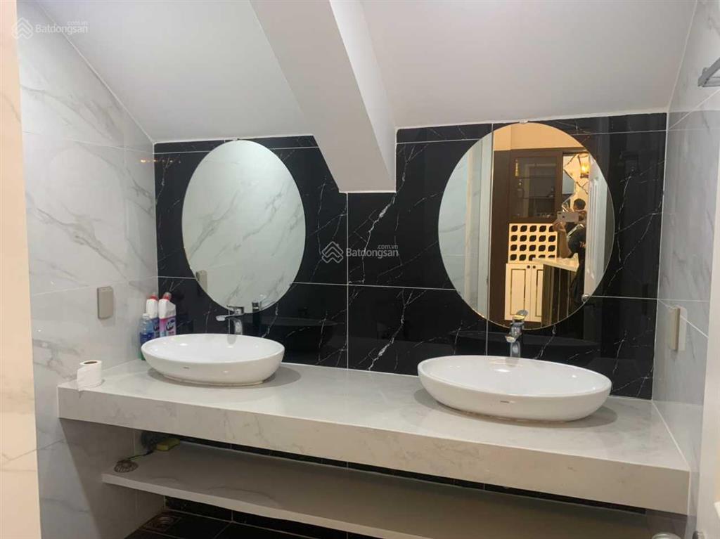 Cần cho thuê biệt thự đơn lập lucasta villa khang điền thiết kế 4pn full nt và đầy đủ tiện ích