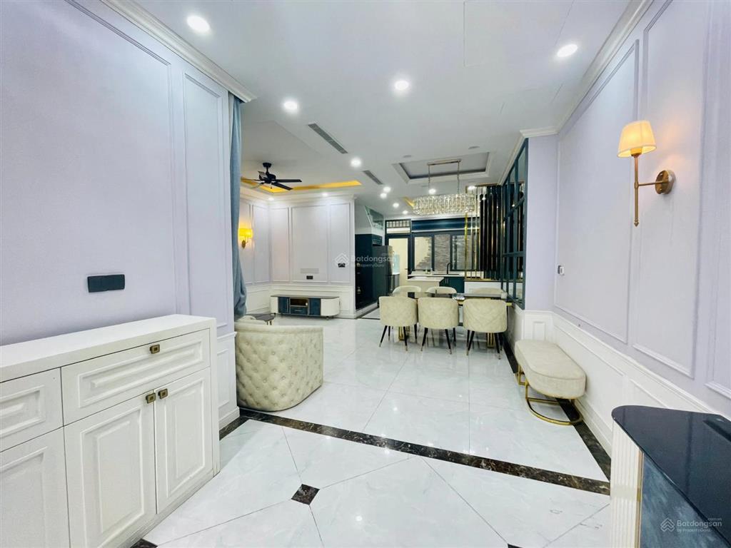 Cần cho thuê biệt thự verosa park, 29 triệu, 110m2, 3pn, 4wc, đẹp, nhiều tiện ích, view công viên