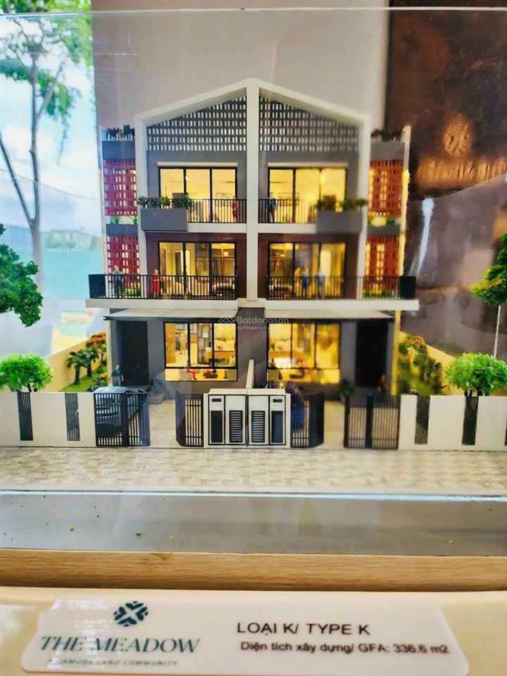 Bán căn góc the meadow bình chánh ngang 5m x 21m ngay khu tiện ích