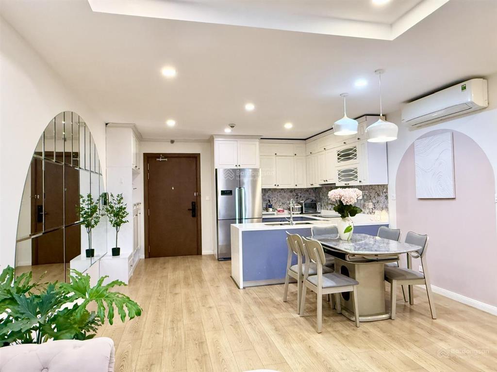 Tin chuẩn, chính chủ bán căn hộ tràng an complex, 2pn & 3pn, có slot ô tô, tầng trung, sẵn sổ đỏ
