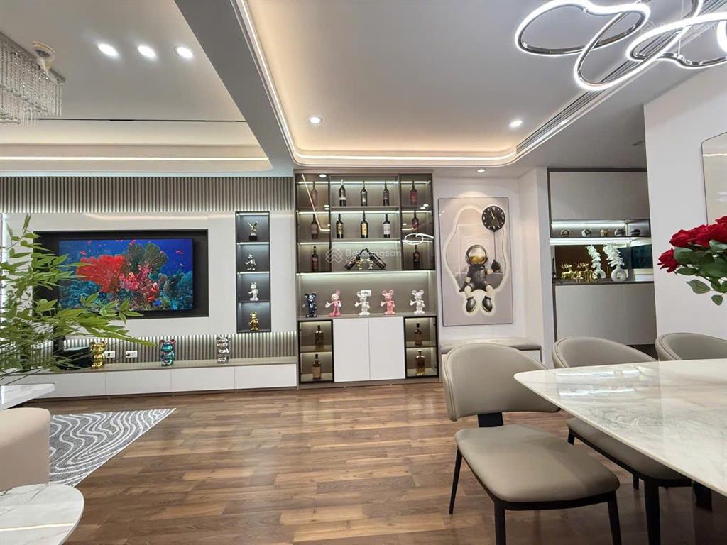 Giao bán nhanh! căn hộ ia20 ciputra, 3pn 2vs (110m2), có slot ôtô, hướng mát, giá hơn 70tr/m2