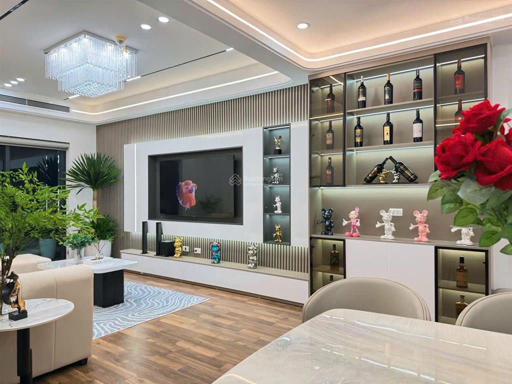 Giao bán nhanh! căn hộ ia20 ciputra, 3pn 2vs (110m2), có slot ôtô, hướng mát, giá hơn 70tr/m2