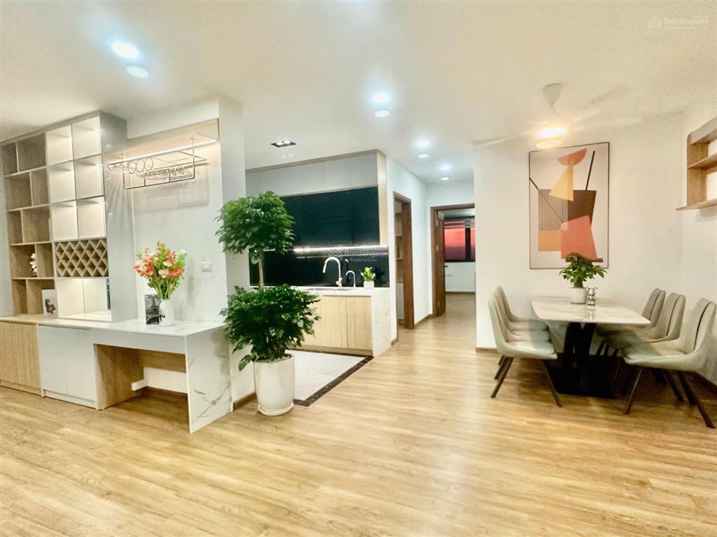 Bán! căn hộ ở 6th element, 2pn 2wc ( 87m2). view hồ starlake & hồ tây. giá nhỉnh 9 tỷ