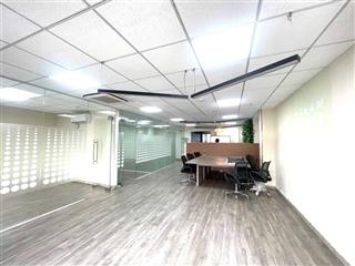 Cho thuê văn phòng đường chu văn an, bình thạnh. dt 80m2  giá chỉ 23tr/tháng đã ngăn sẵn 3 phòng