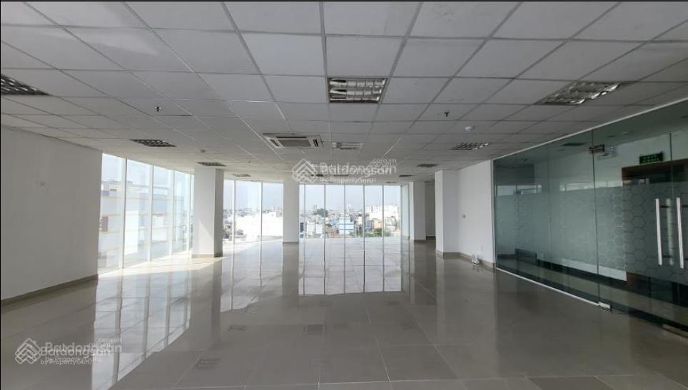 Cho thuê văn phòng mặt tiền phan xích long, phú nhuận. dt 120m2  29tr/ tháng giá tốt