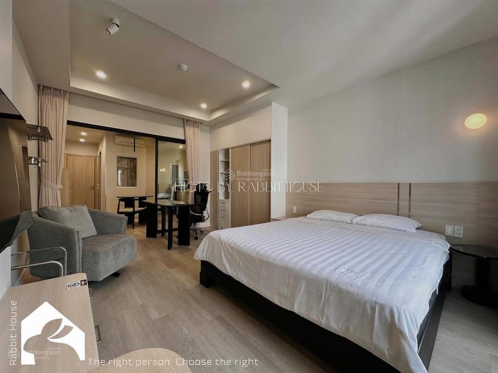 Căn hộ studio ban công full tiện nghi ngay khu sân bay tsn tân bình giáp phú nhuận