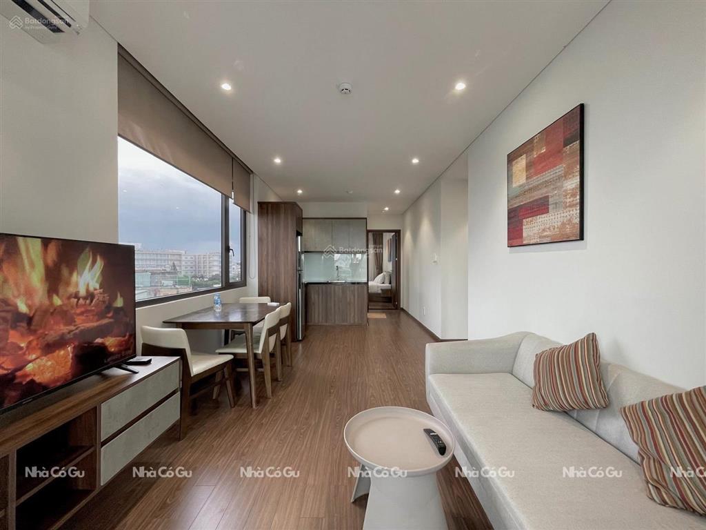 Chuỗi căn hộ 1pn 2pn ban công / cửa sổ ngay khu sân bay  cv gia định  cv hoàng văn thụ