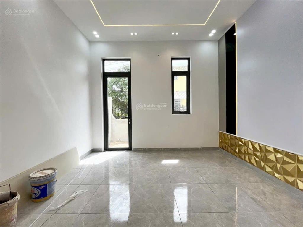 Nhà ngay đường trương thị hoa q12, 4x10m sổ hồng đầy đủ