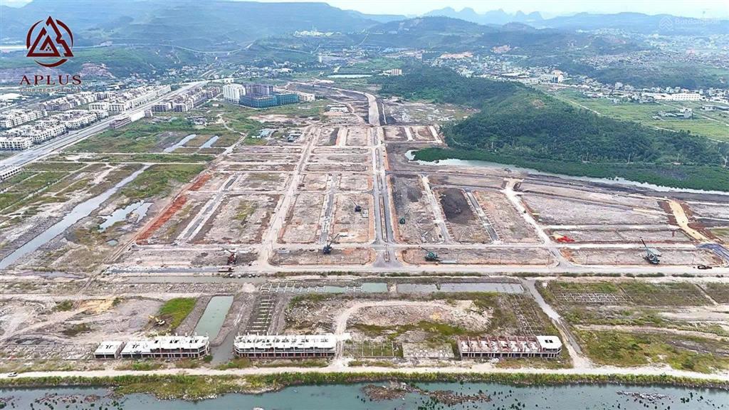 Căn shophouse trục 31m giá 40tr/m2 vận hành kinh doanh  mặt tiền đón đường bao biển  0978 788 ***