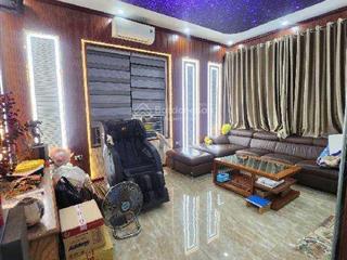 Cần bán gấp biệt thự văn quán, cạnh đường nguyễn khuyến, căn góc 2 vỉa hè rộng, 135m2, 39.9 tỷ