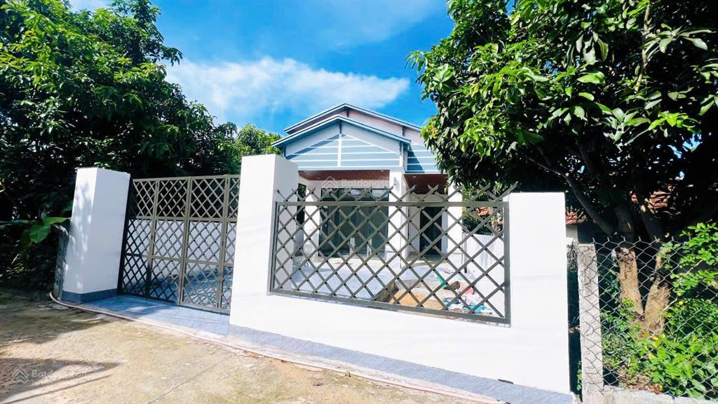 Bán nhà cấp 4 xinh xắn thôn trung hiệp 2, cam lâm, sổ riêng, giá ưu đãi