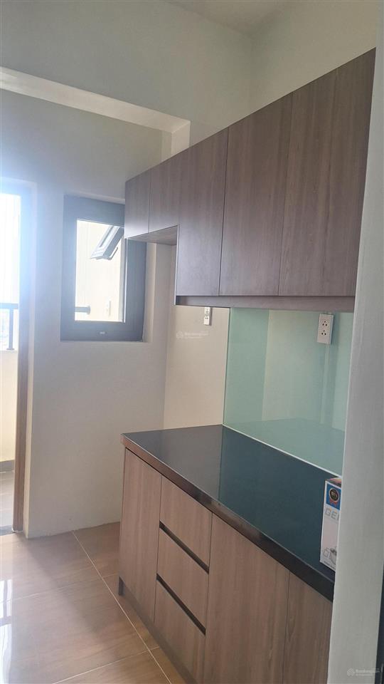 Bán căn góc 3pn view đẹp thoáng nhà đang cho thuê căn góc mát mẻ sát lotte mart. có số nội thất