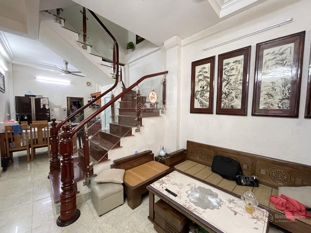 Bán nhà dân xây phố ngọc lâm,lb 42m 4tầng mtien 4,5m khu trung tâm gần cầu chương dương giá tốt