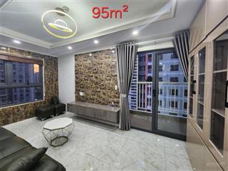 Bán căn hộ 3pn, full nội thất, giá 5.5 tỷ. chung cư homyland riverside quận 2.