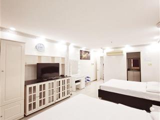 Ngộp cao thắng  hà đô, quận 10  5x14m  hxh 2 mặt hẻm  nhà cũ 2 tầng