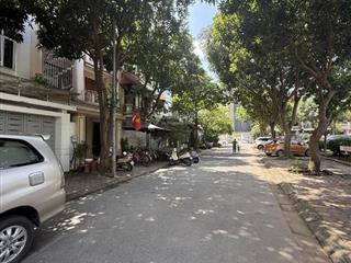 Bt nhà vườn khu đô thị việt hưng phường việt hưng dt 105m , mt 7m , 4 tầng nội thất cơ bản